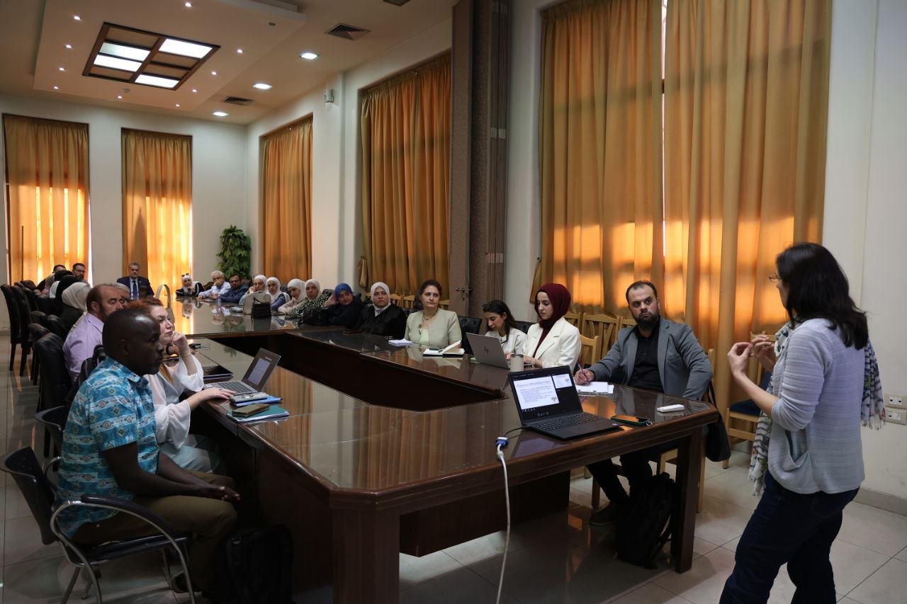 وزارة الصحة تناقش خطة العمل الوطنية لبرنامج مقاومة مضادات الميكروبات