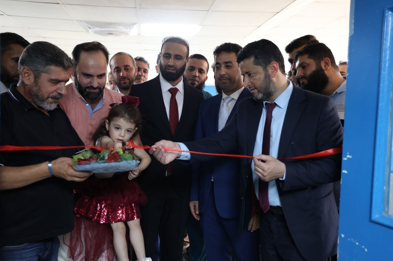 وزير الصحة يفتتح أقساماً جديدة لتعزيز خدمات رعاية الأطفال وحديثي الولادة في مستشفى "الهويدي"