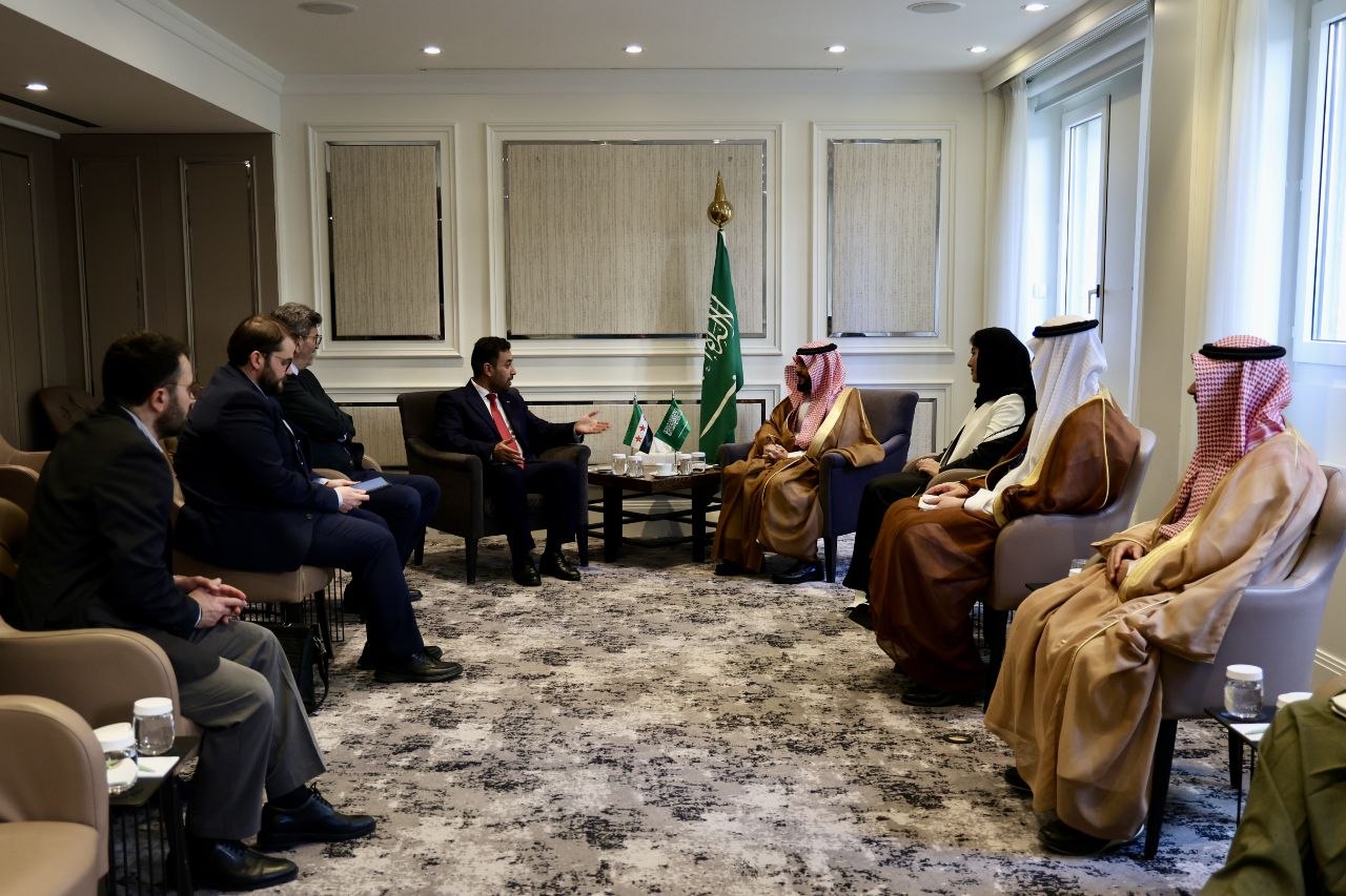 سوريا والسعودية تبحثان في جنيف تعزيز الشراكات والتعاون الصحي