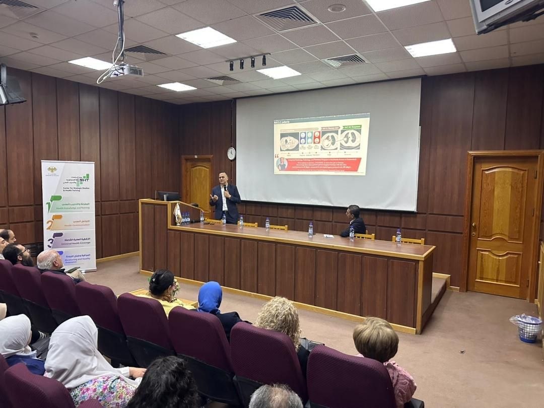 مركز الدراسات الاستراتيجية ينظّم محاضرة حول التكنولوجيا الجينية والطب الدقيق