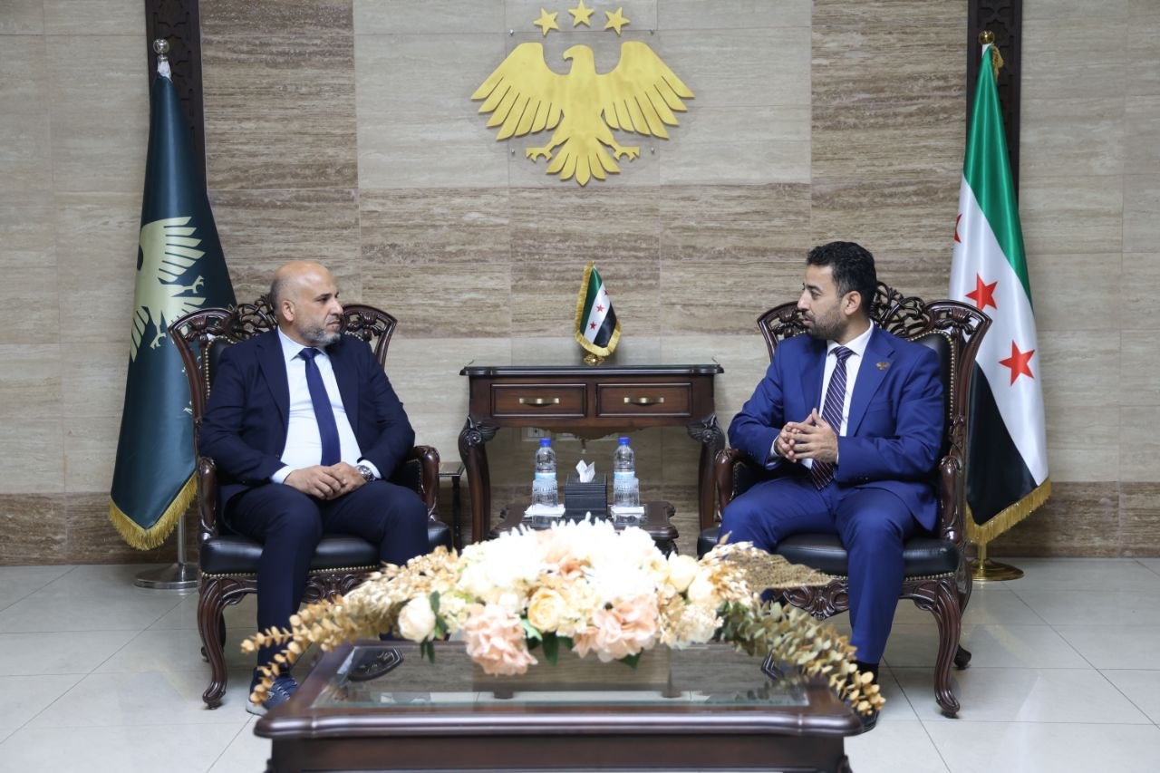 سوريا وليبيا تبحثان تعزيز التعاون في المجالات الصحية والدوائية