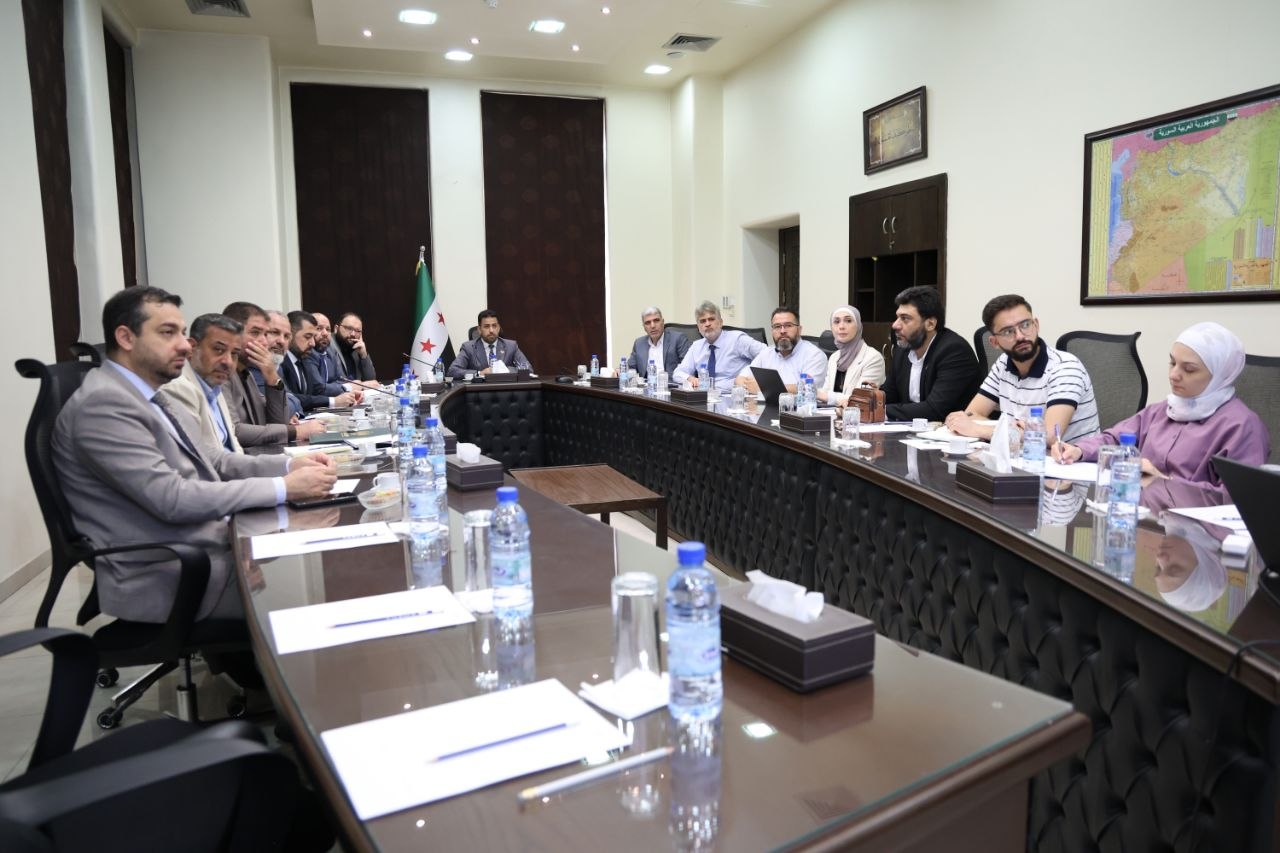اللجنة الوطنية العليا للصحة الواحدة تناقش الاستراتيجية الوطنية لمكافحة داء الكلب، و مقترح سياسات صرف المضادات الحيوية
