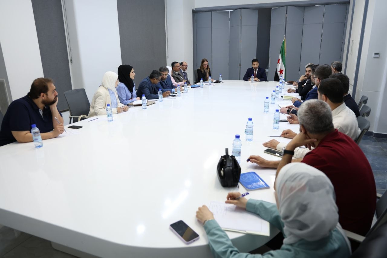 عقد وزير الصحة اجتماعاً تنسيقياً مع وفد منظمة الصحة العالمية لبحث تعزيز التعاون في دعم البرامج الصحية الوطنية